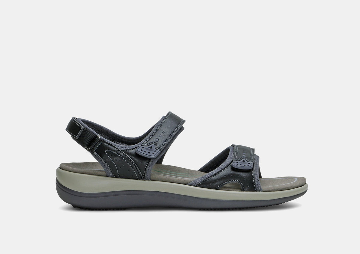 Sandalias ajustables de tres tirantes