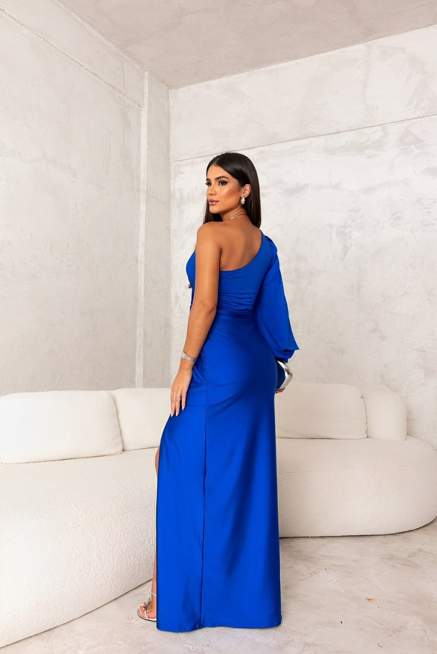 Vestido largo drapeado con manga sola