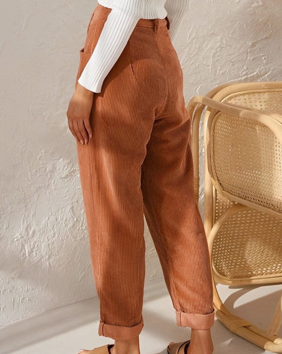 Pantalón casual atemporal